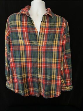 Men’s L.L. BEAN 100% cotton, M-regular flannel button-down shirt.